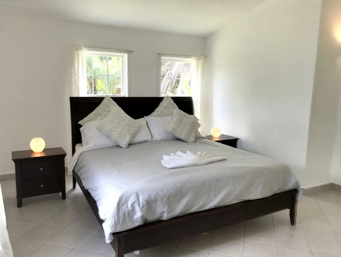 The White House Villa Jolly Harbour Holiday home
